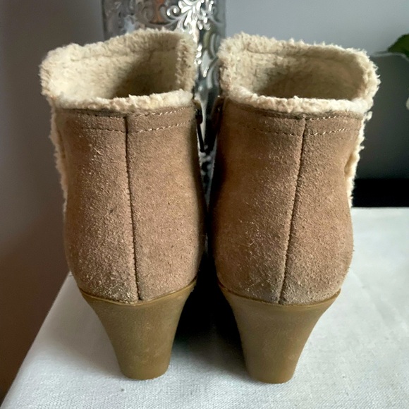 Nubuck Wedge Booties - Picture 4 of 10